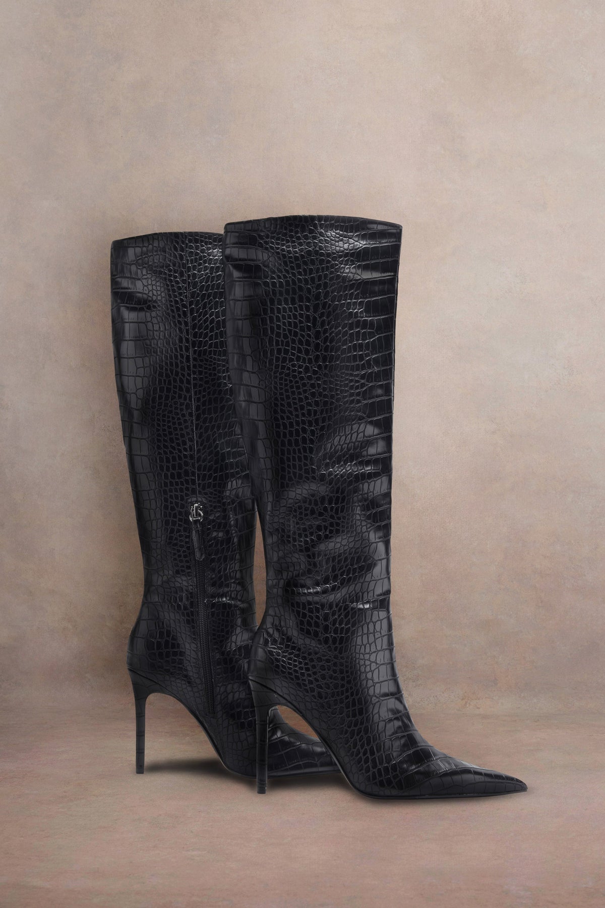Over It | Bottes noires croc montant aux genoux à bouts pointus
