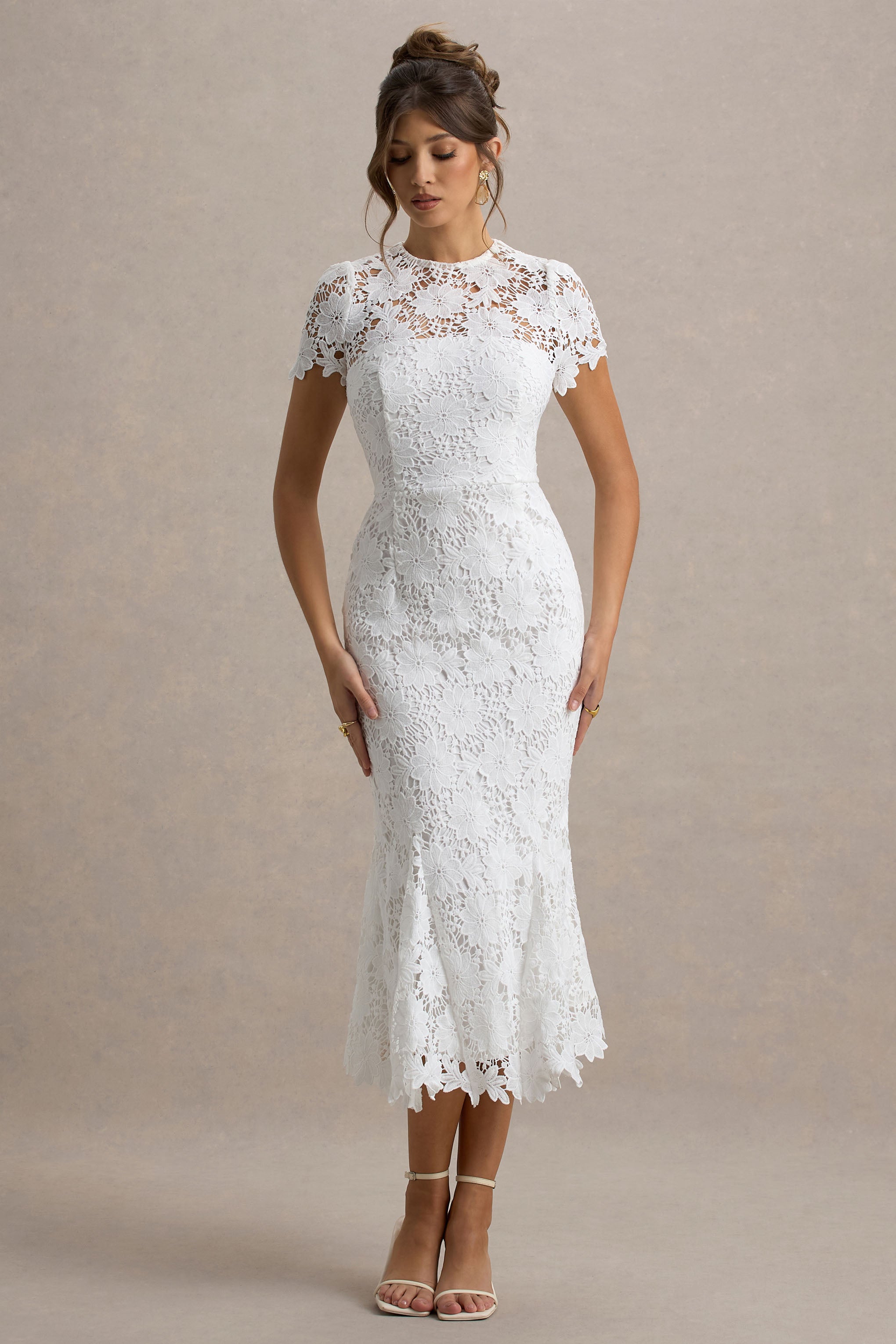 Clarissa | White Lace Crew-Neck Short-Sleeve Midi Dress – Club L
