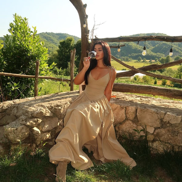 Golden Hour Approved: Lasting Looks for the Summer Evenings