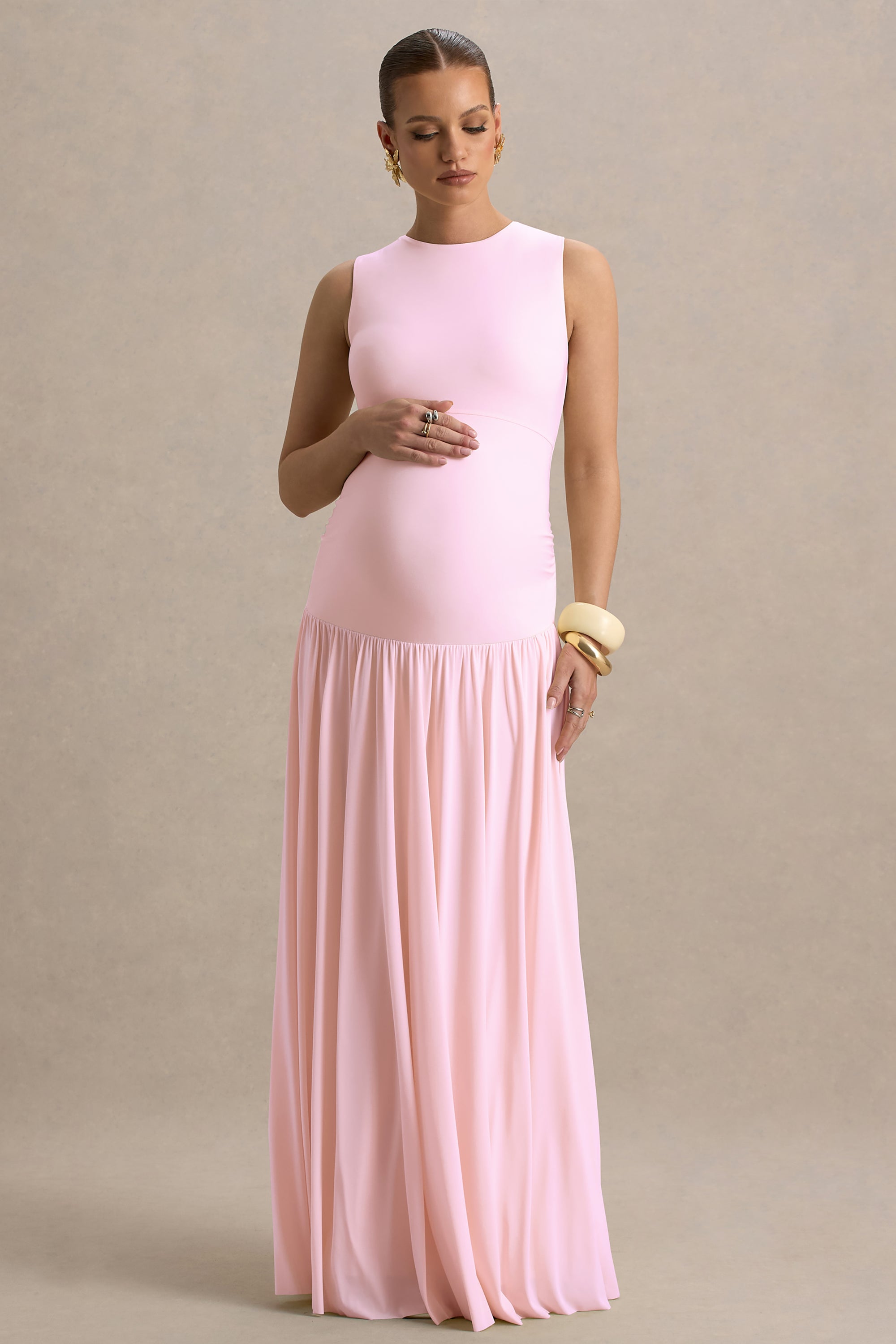 ECM_HR_CL136318081---Outline-_-Light-Pink-Crew-Neck-Maternity-Maxi-Dress-With-Pleated-Skirt1.jpg