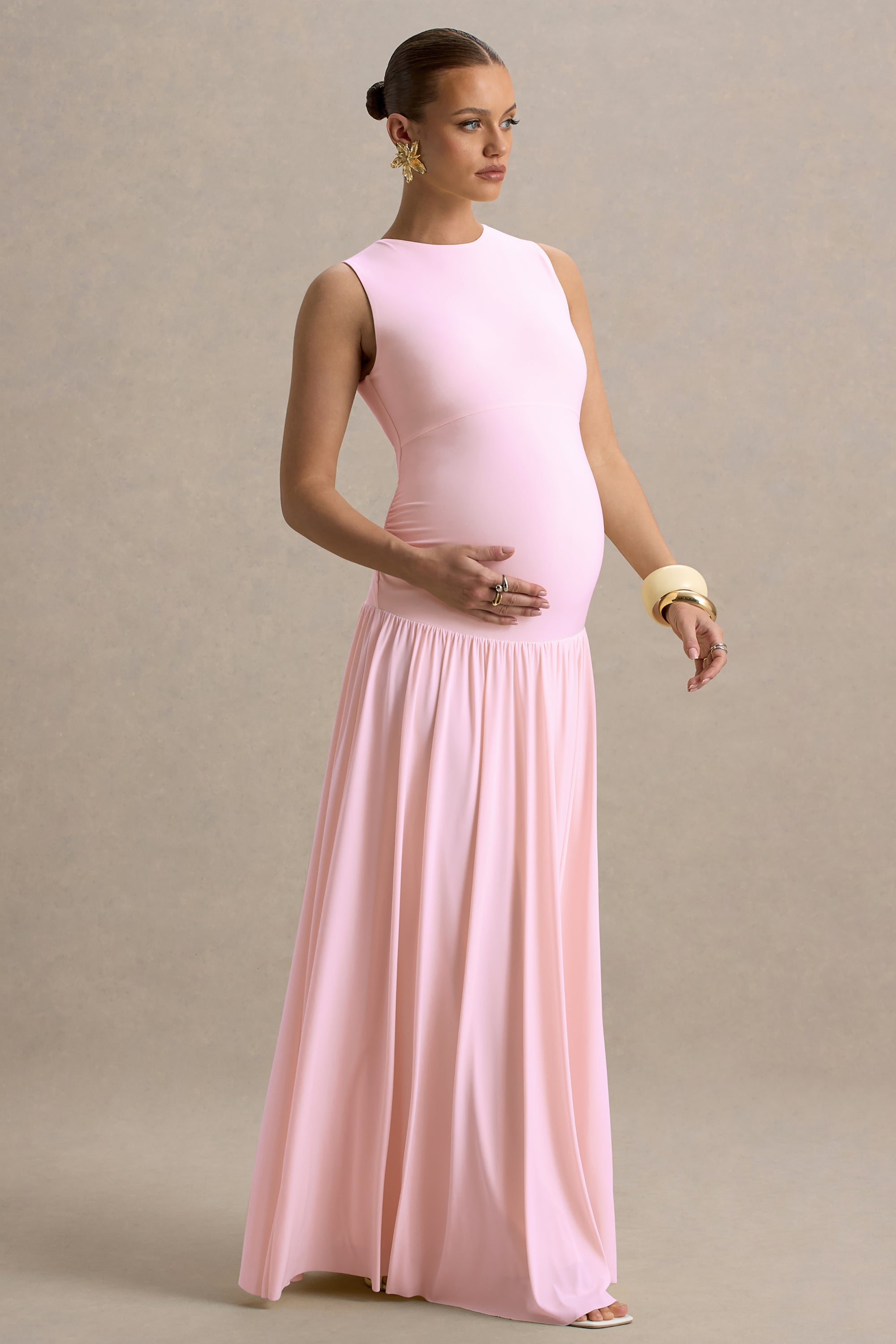 ECM_HR_CL136318081---Outline-_-Light-Pink-Crew-Neck-Maternity-Maxi-Dress-With-Pleated-Skirt5.jpg