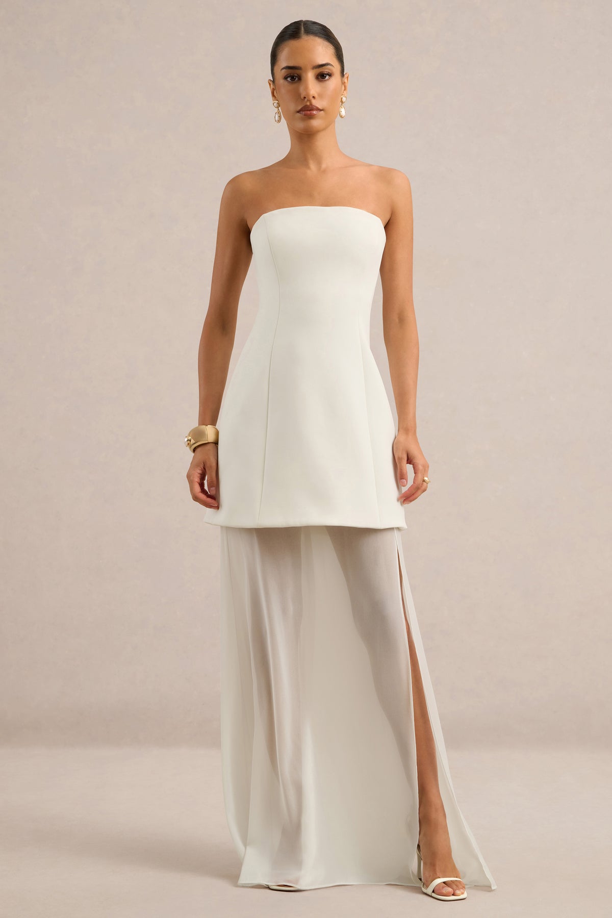 ECM_HR_CL136957110 - Chessa _ White Boat-Neck Maxi Dress With Sheer Cape6.jpg
