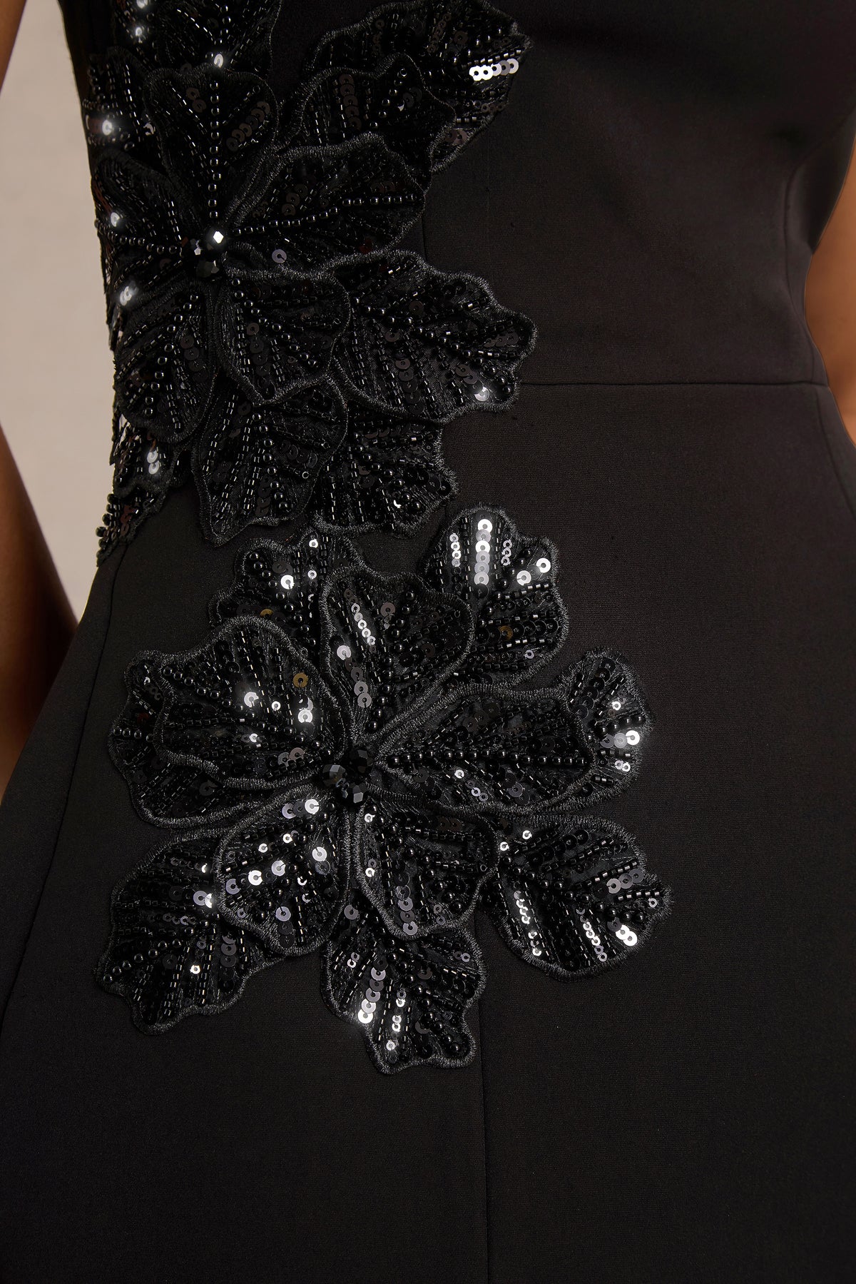 HR_CL136966002 - Lillian Black Halter-Neck Mini Dress With Embellished Detailing 05.jpg