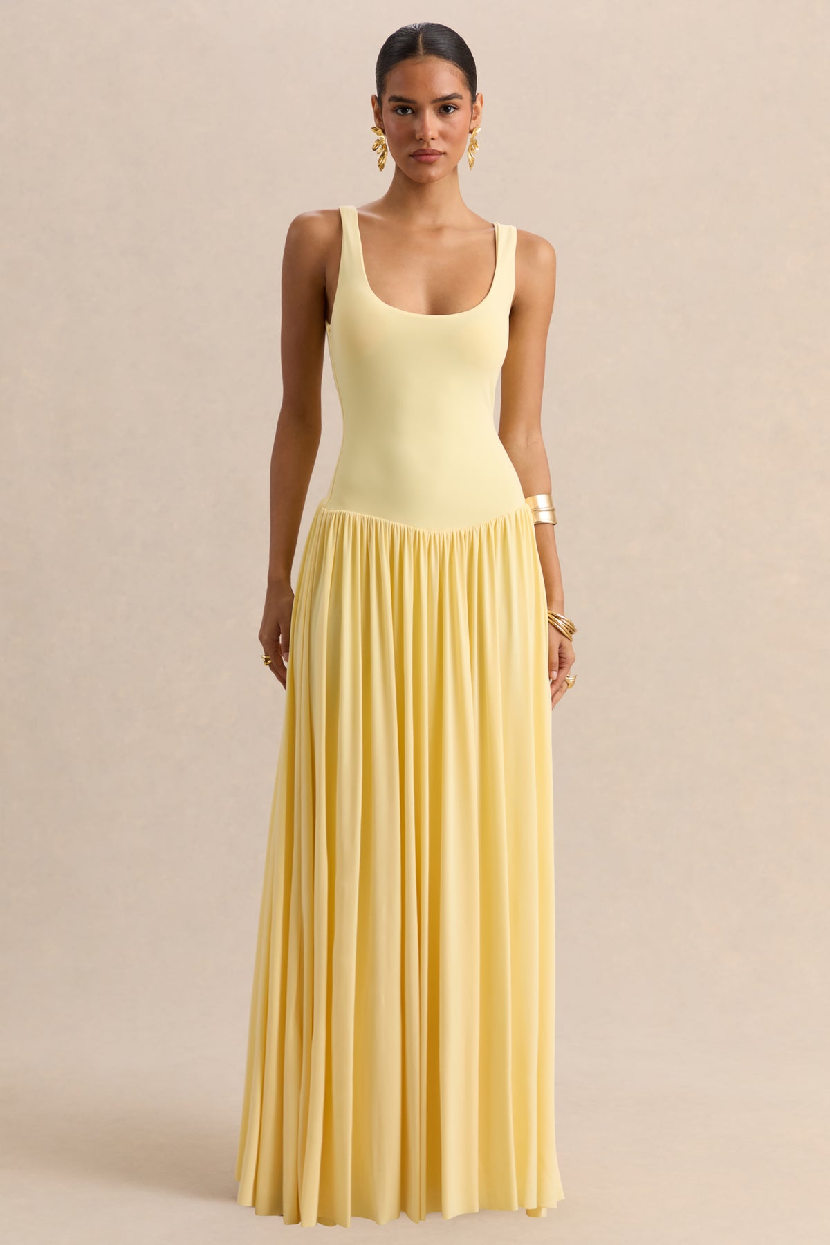 ECMH_HR_CL137204121---Aurina-_-Lemon-Square-Neck-Maxi-Dress-With-Scarf-Detail-03.jpg