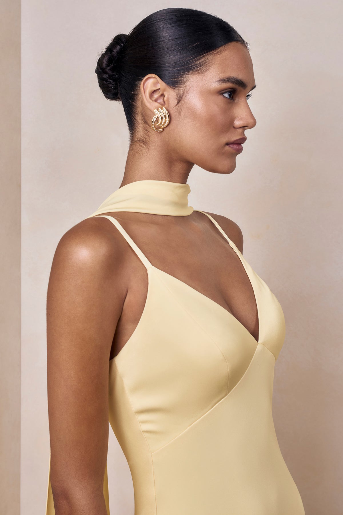ECM_HR_CL137326121---Starling-_-Lemon-Satin-Plunge-Neck-Maxi-Dress-With-Scarf-Detail-3.jpg