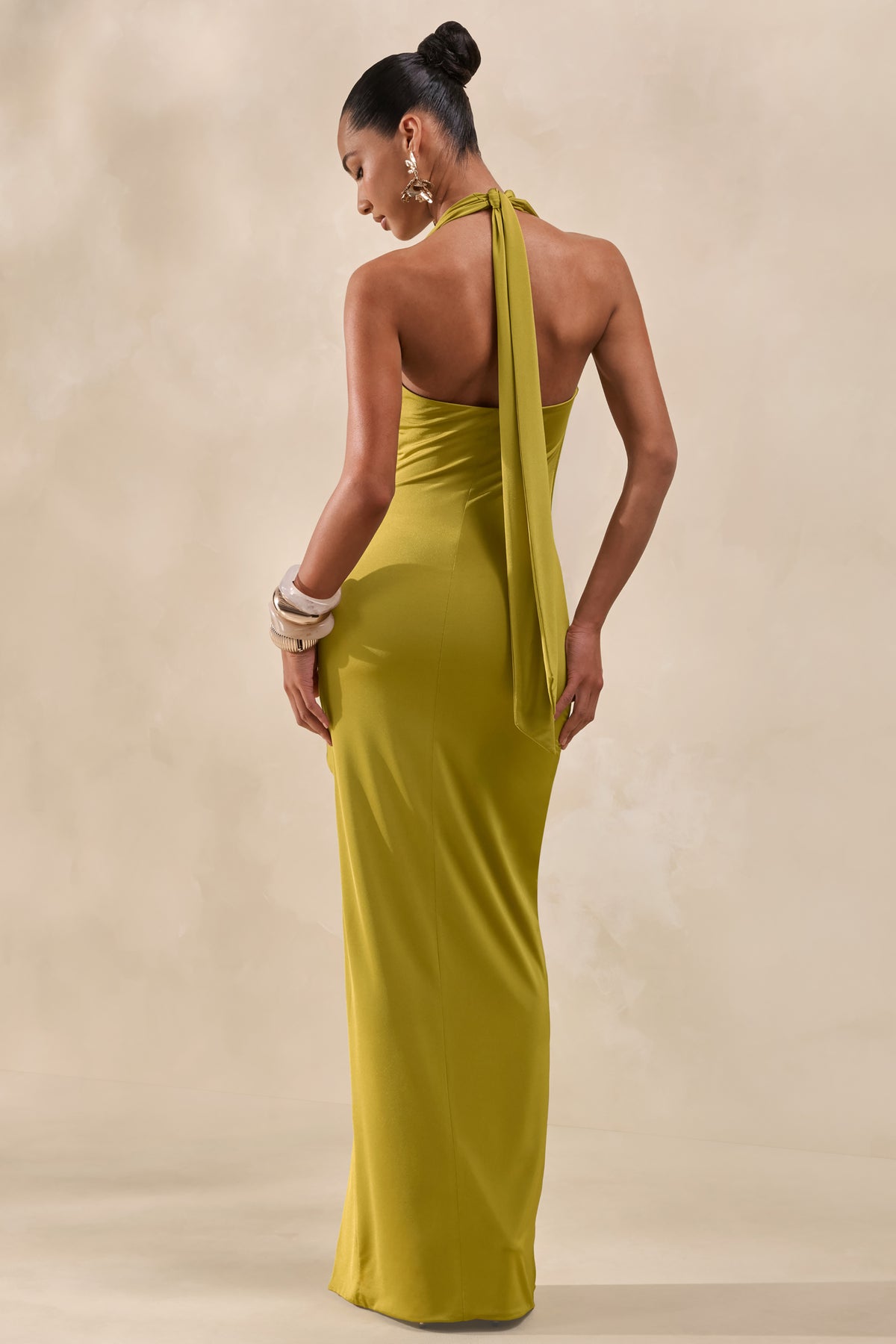 ECM_HR_CL137592031---Junia-_-Olive-Extreme-Plunge-Neck-Maxi-Dress-With-Front-High-Split5.jpg