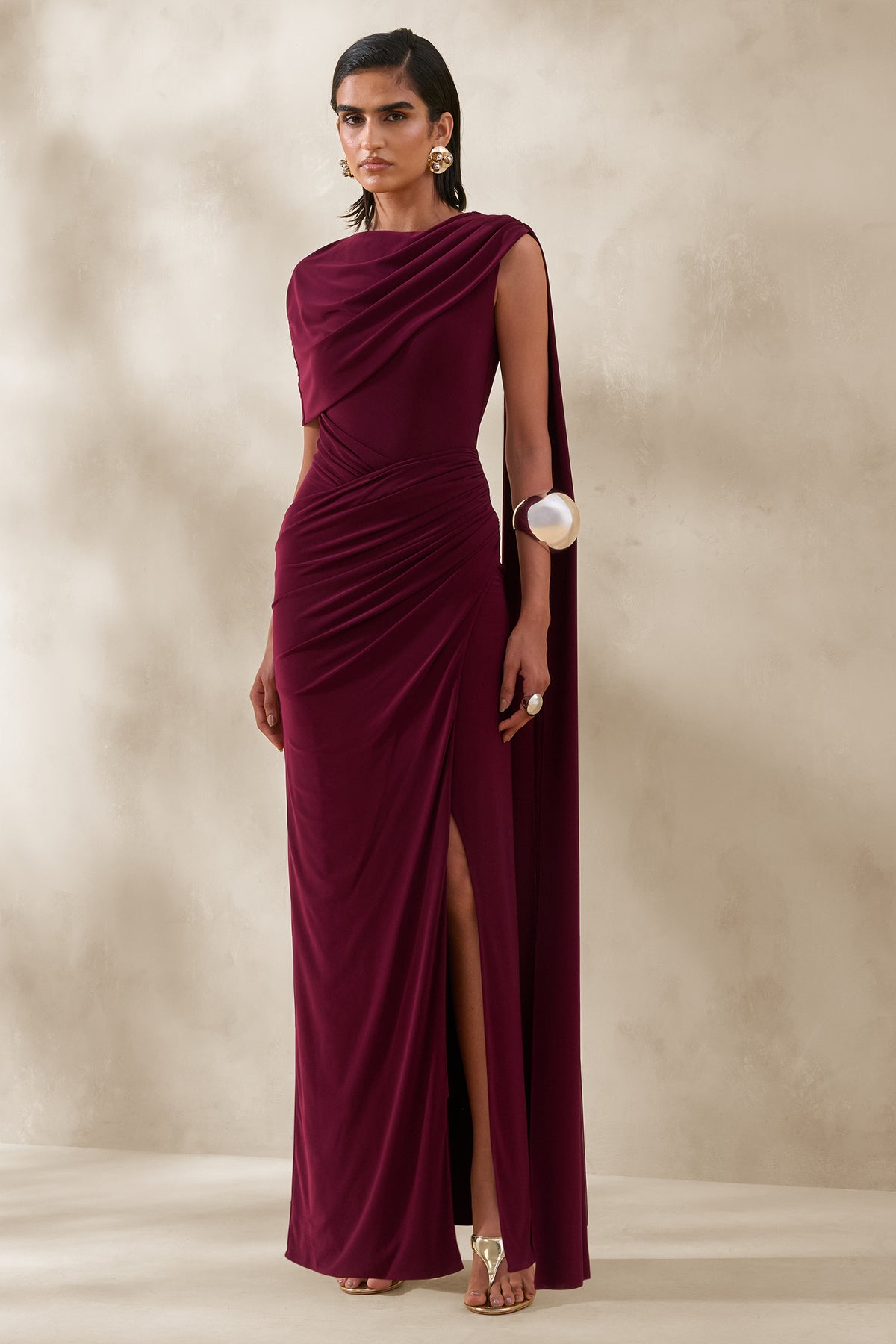 ECM_HR_CL137657102 - Palomara | Burgundy Round-Neck Maxi Dress With Sash And Front-High Split 2.jpg