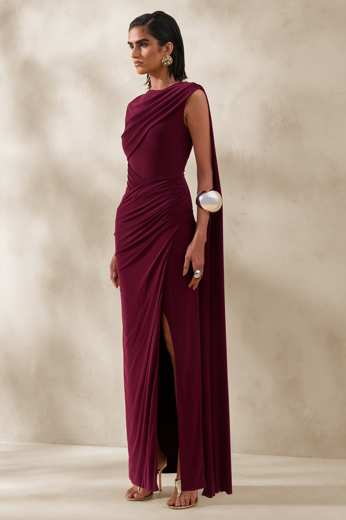 ECM_HR_CL137657102 - Palomara | Burgundy Round-Neck Maxi Dress With Sash And Front-High Split 3.jpg