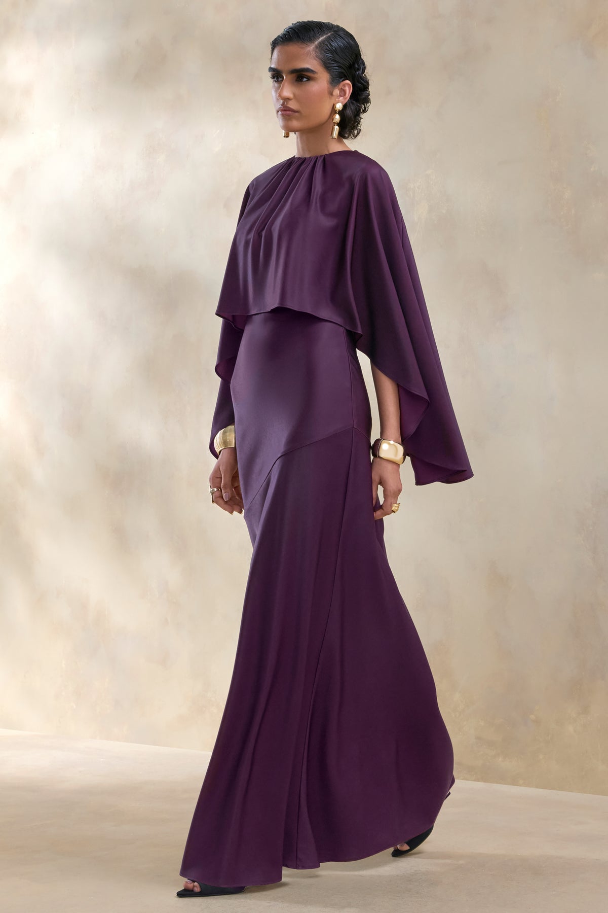 ECM_HR_CL137670090---Vanthea-_-Dark-Plum-Satin-Round-Neck-Maxi-Dress-With-Cape-Sleeves-1.jpg
