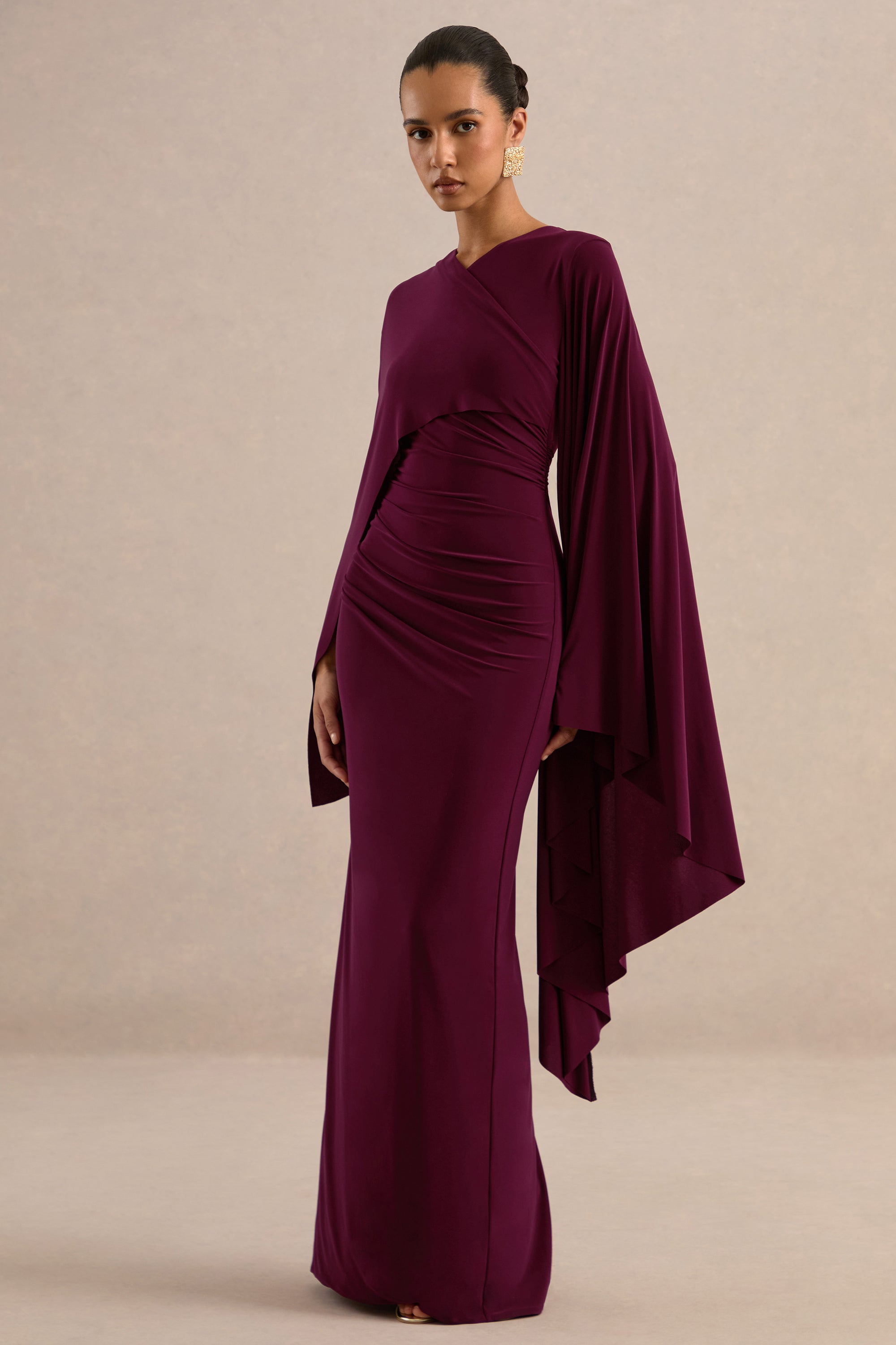 ECM_HR_CL137770102 - Fervora Burgundy Round-Neck Maxi Dress With Gathered-Detailing And Sash2.jpg
