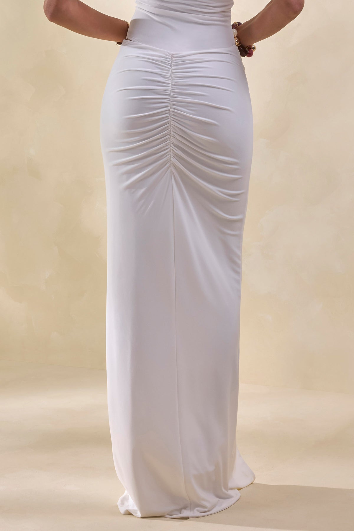 CL13783311006_ECM_HR_CL137817110---Kesia-White-Twisted-Asymmetric-Bodysuit-_-ECM_HR_CL137833110---Idris-White-Twisted-Waist-Maxi-Skirt-With-Front-Split9-copy