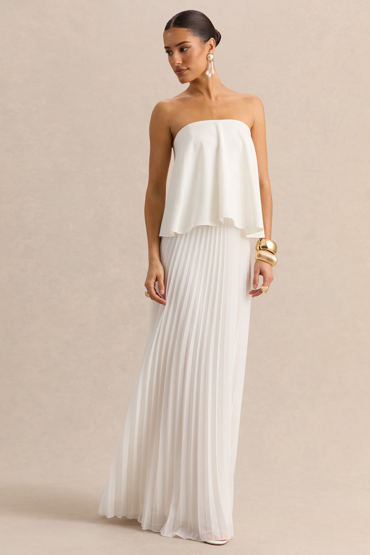 ECM_HR_CL137850110---Saralyn-White-Bandeau-Maxi-Dress-With-Pleated-Skirt0.jpg