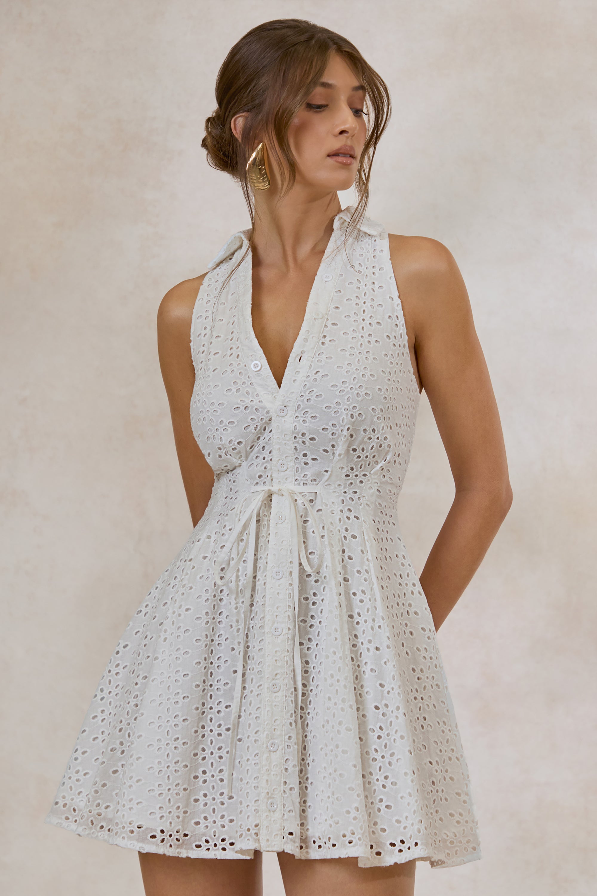 CL137925110---Zyraline-_-White-Plunge-Neck-Mini-Dress-With-Bow-Detail2.jpg