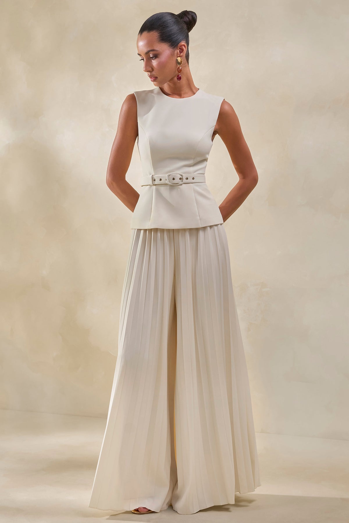 CL13794011106_ECM_HR_CL137939111---Karienne-_-Cream-Round-Neck-Top-With-Belted-Detail-_-CL137940111---Lerenza-_-Cream-Satin-Wide-Leg-Pleated-Trousers0