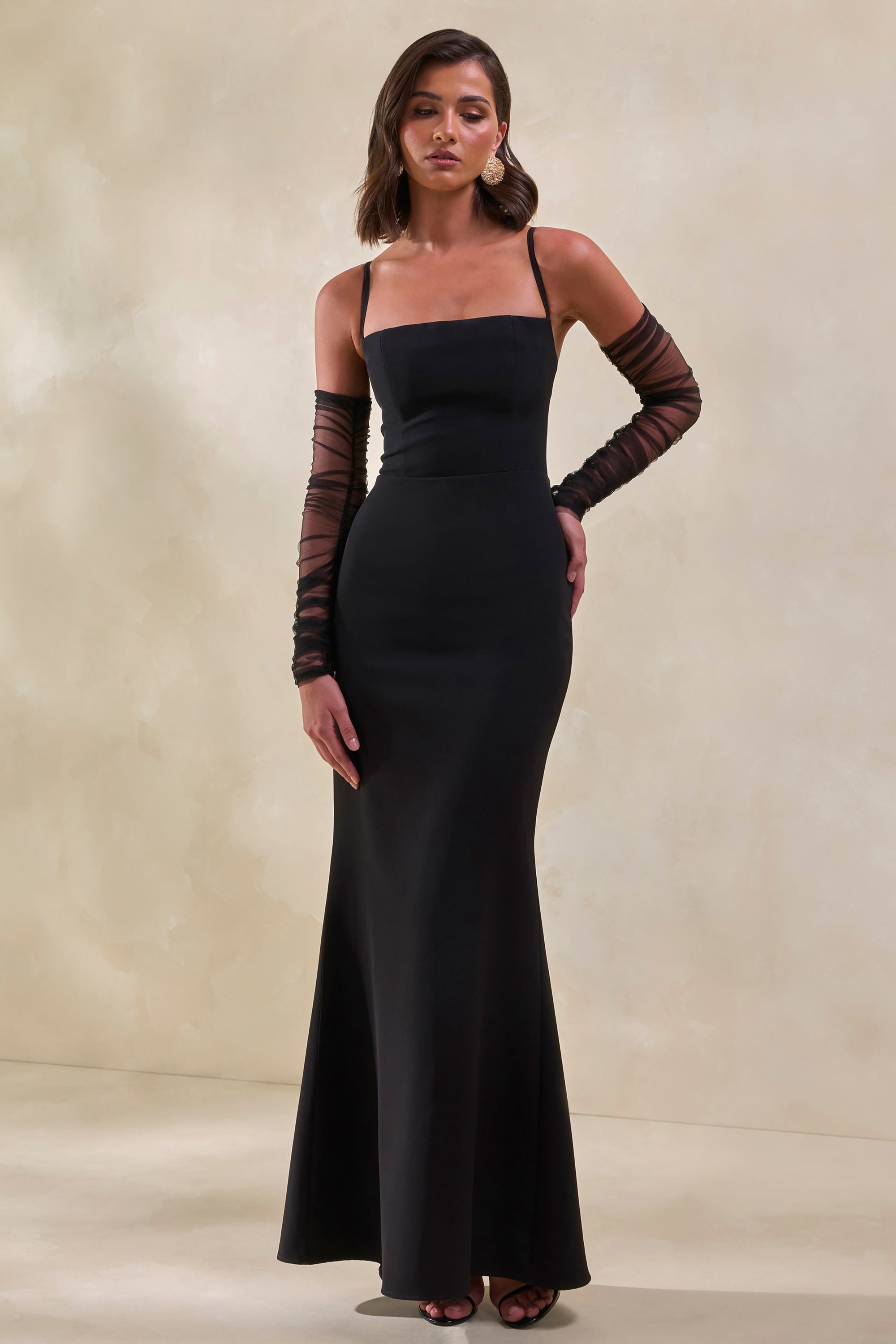 ECM_HR_CL138062001---Zavira-Black-Square-Neck-Maxi-Dress9.jpg