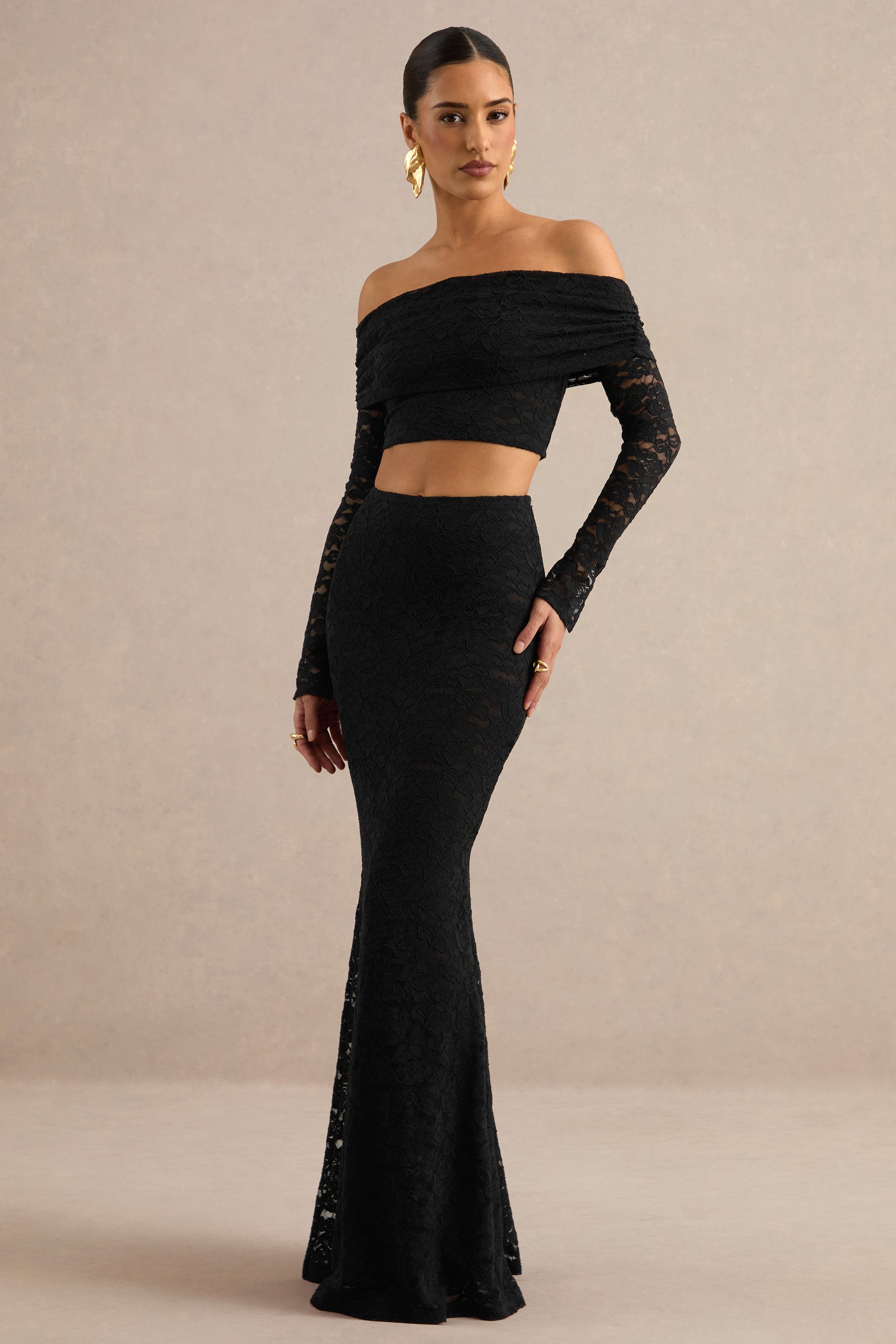CL138198001 - Vesalia _ Black Lace Maxi Skirt 2.jpg