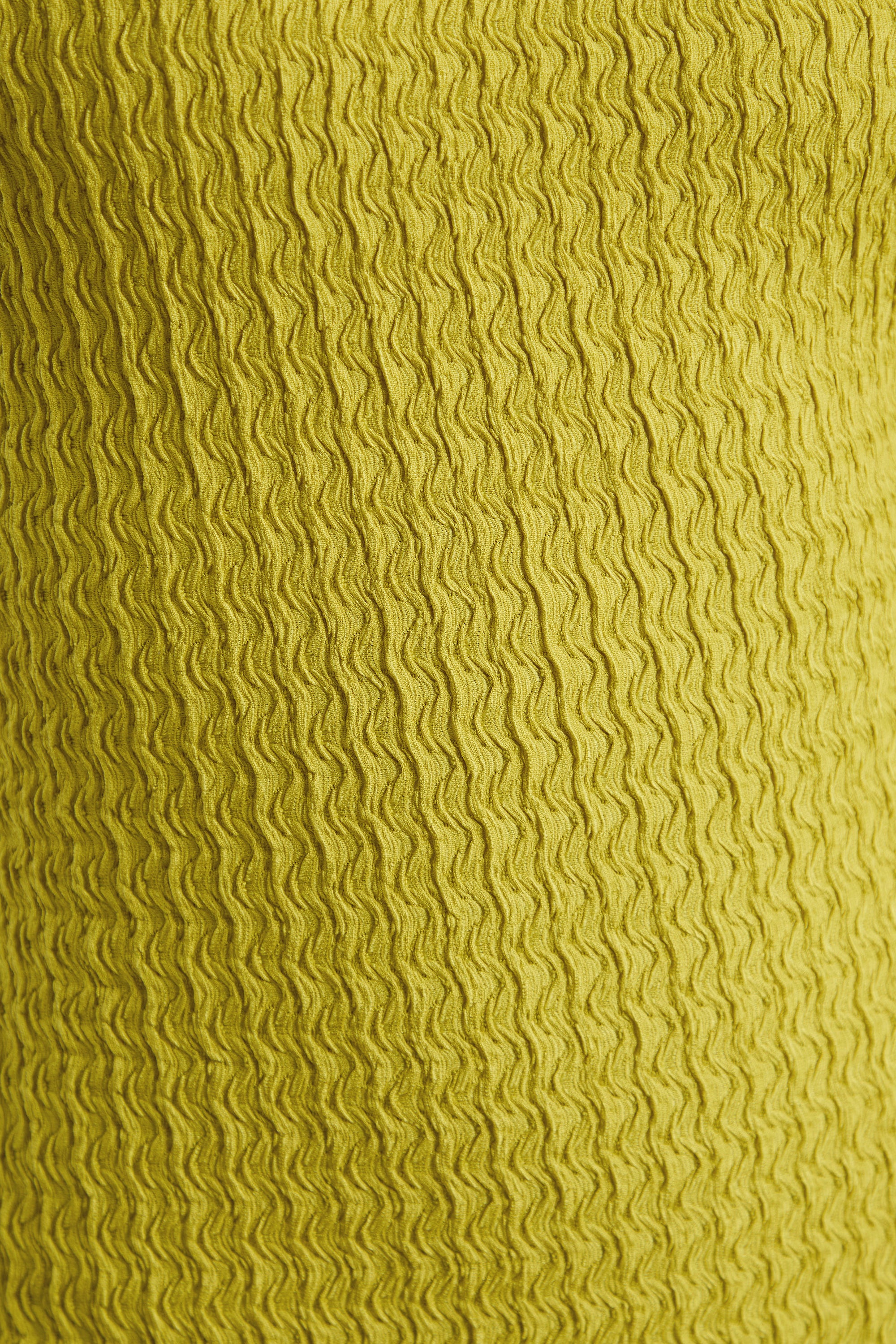 ECM_HR_CL138436031_Ayari_Olive_513.jpg