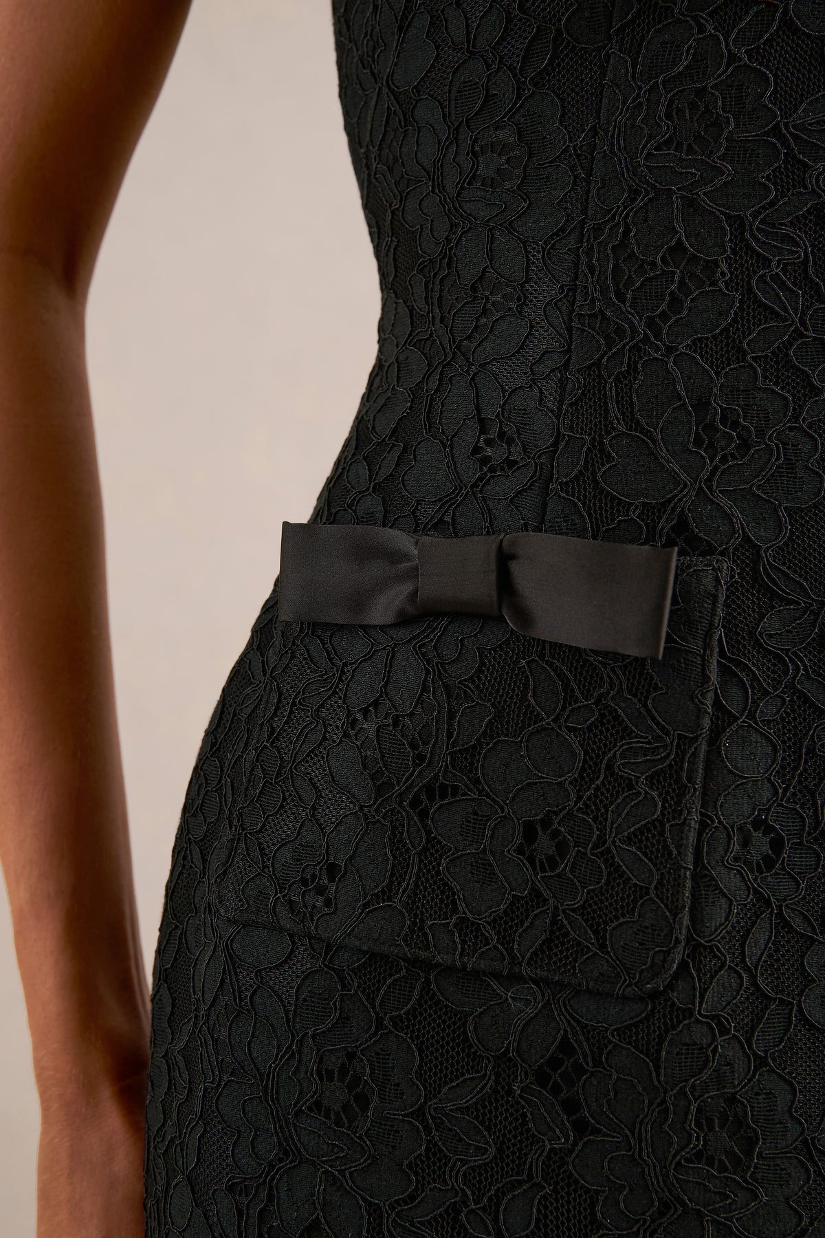 ECM_HR_CL138527001 - Cielle _ Black Lace High-Neck Mini Dress With Bows Detailing7.jpg