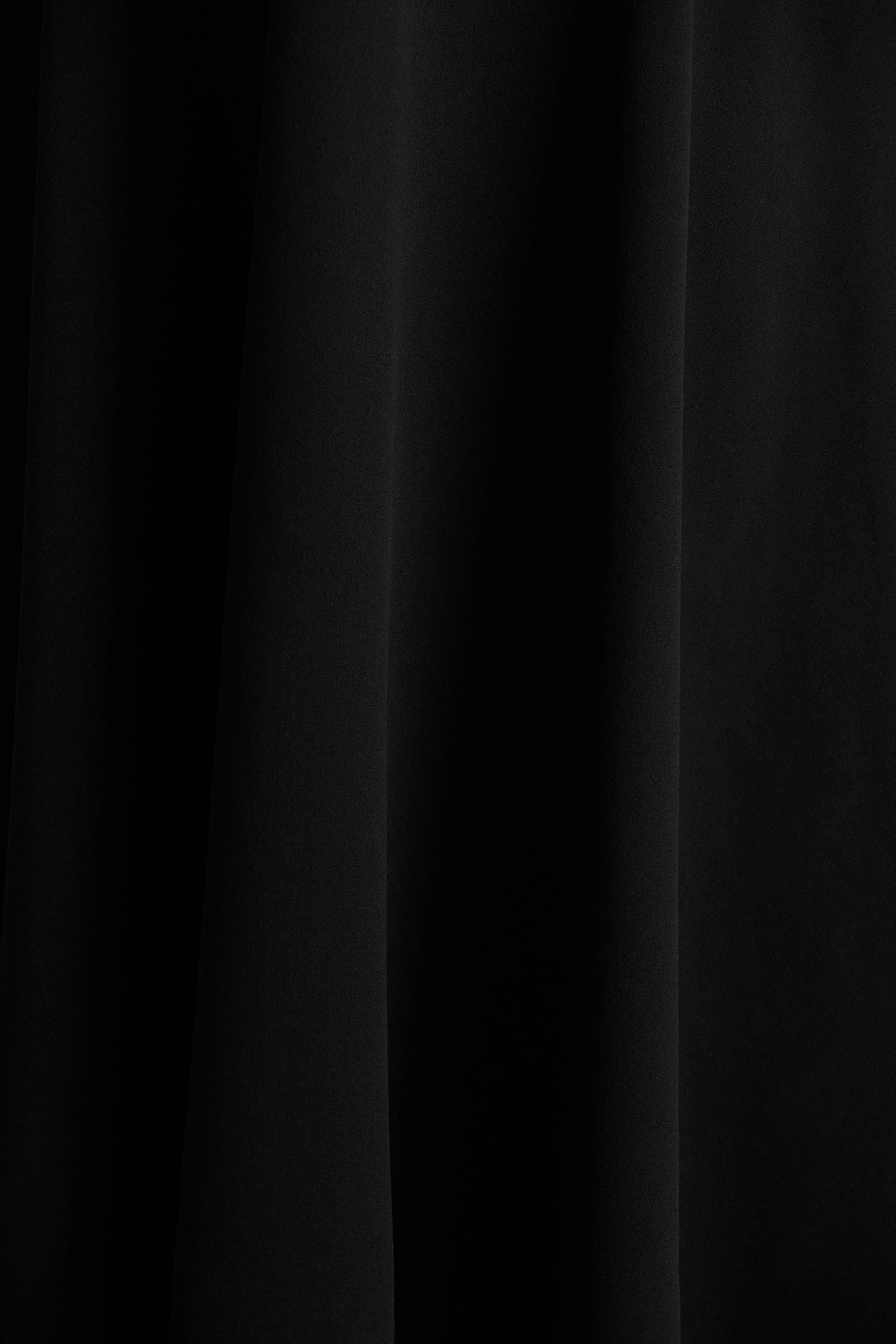 HR_CL138720001 - Andromeda Black Sweetheart Midi Dress07.jpg