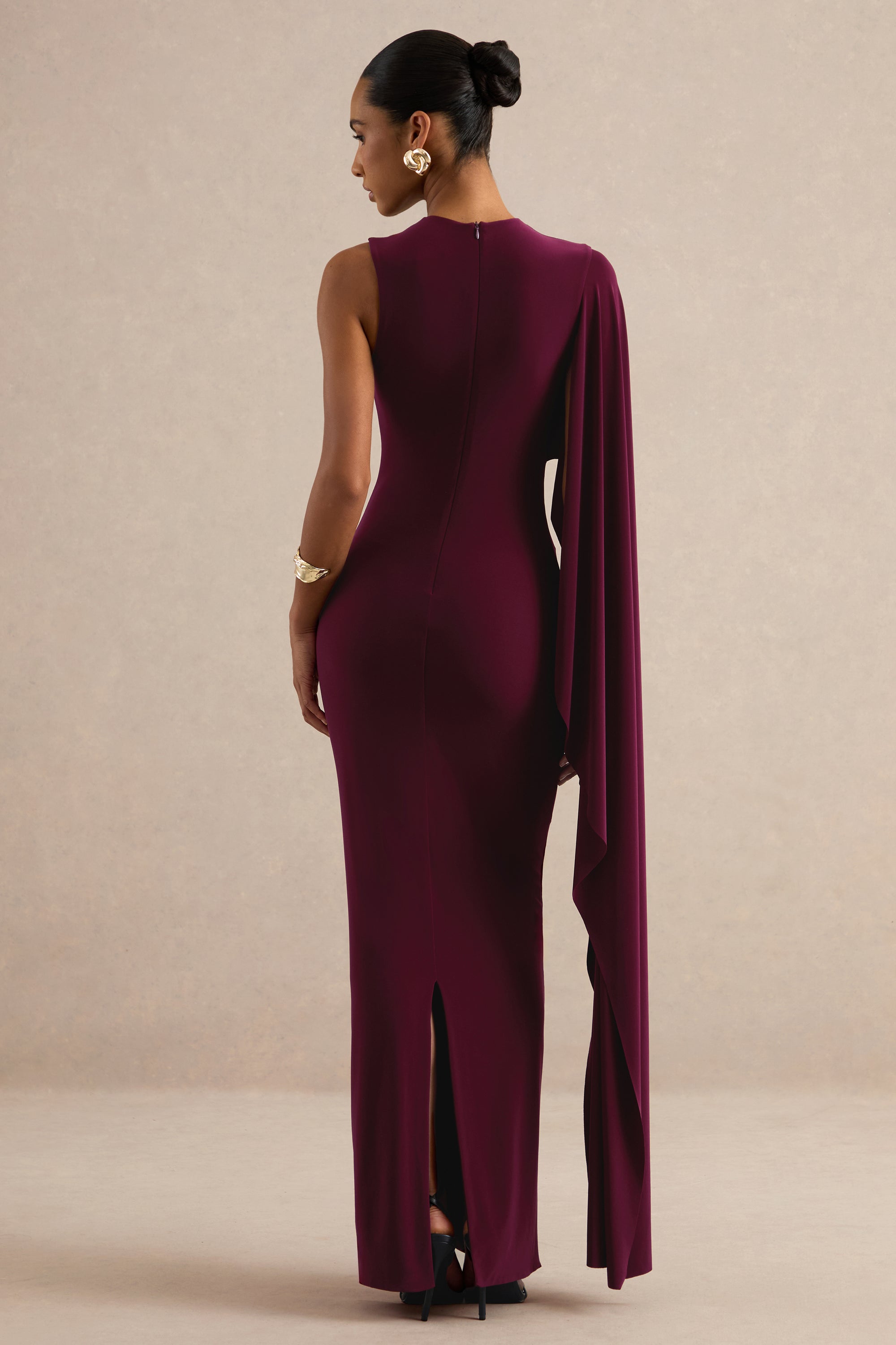 ECM_HR_CL138774102 - Maravelle | Burgundy Round-Neck Maxi Dress With Cape Sleeve 5.jpg