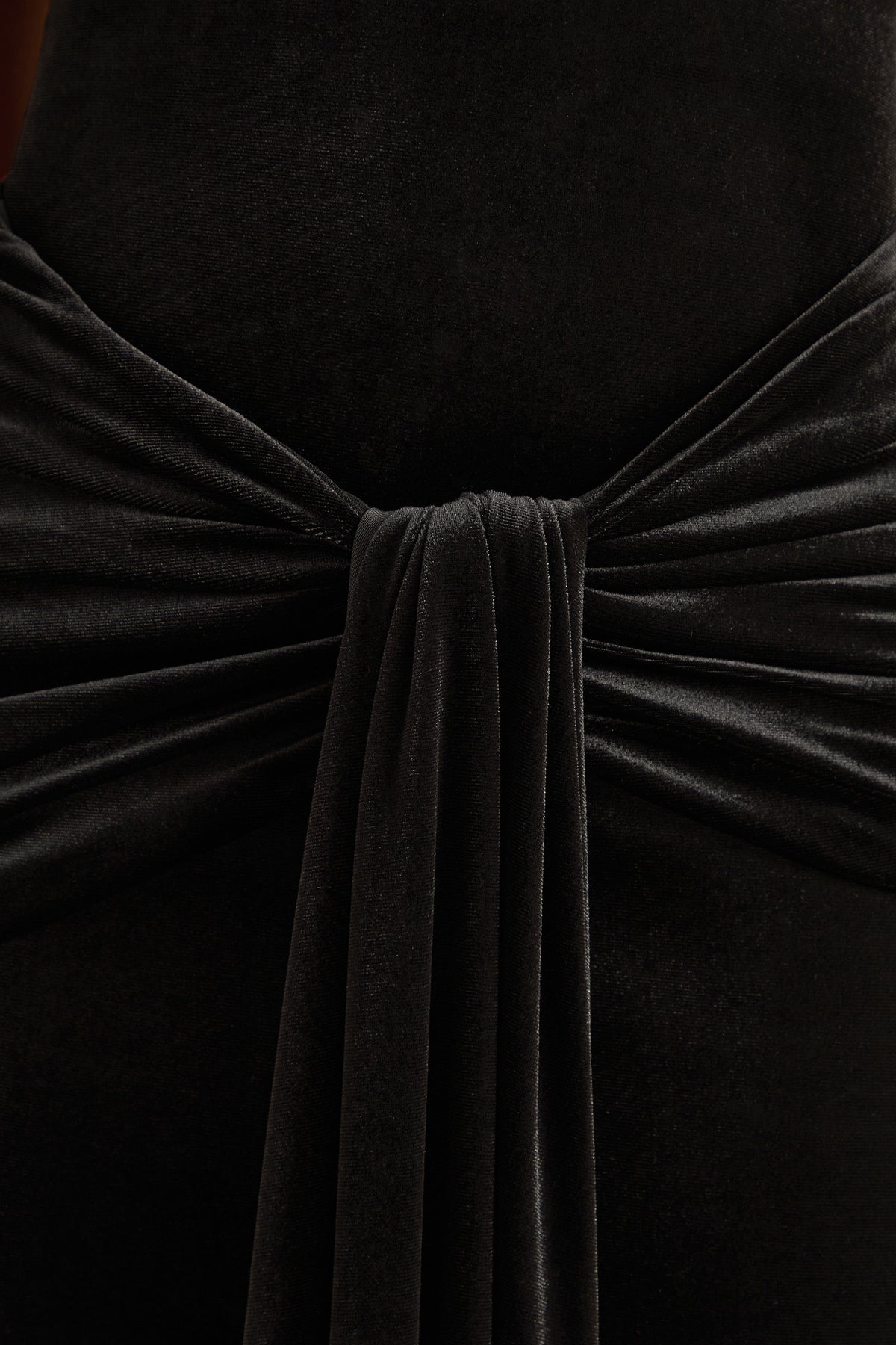ECM_HR_CL138835001 - Wren Black Velvet Drape Front Bandeau Maxi Dress with Halter-Collar4.jpg