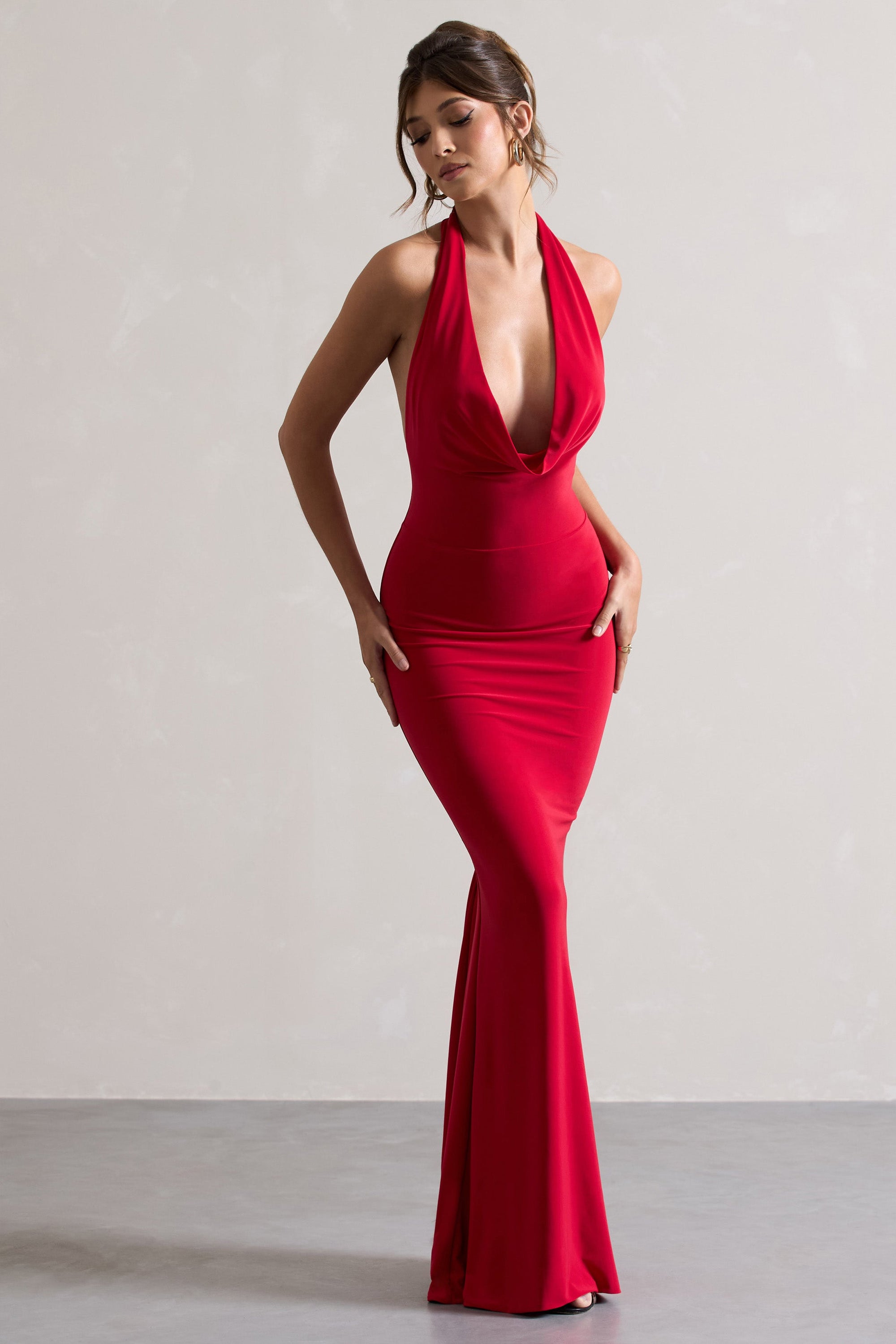 Milani | Robe longue à col bénitier rouge et dos nu