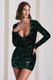 Tantalise | Mini-robe en sequin vert bouteille à décolleté plongeant et manches longues