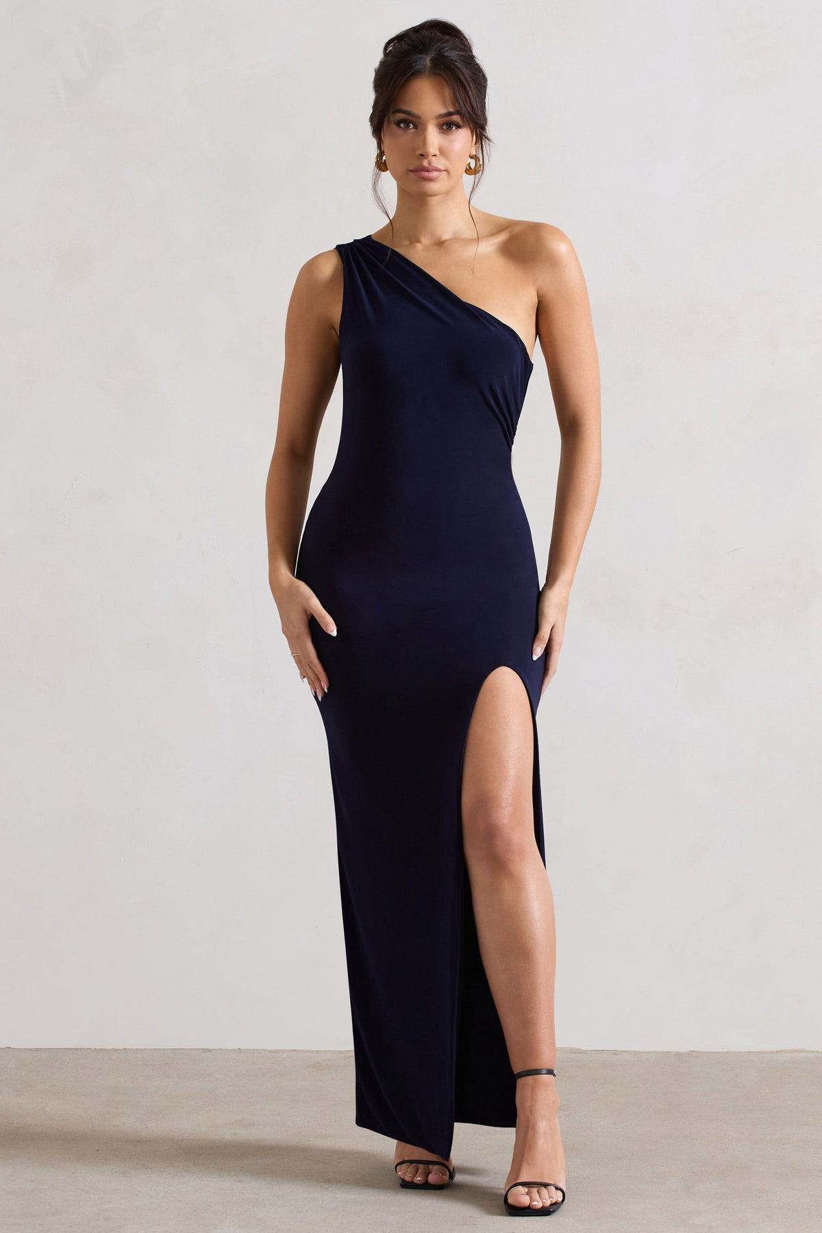 Melody | Robe longue asymétrique bleu marine à dos nu et fente