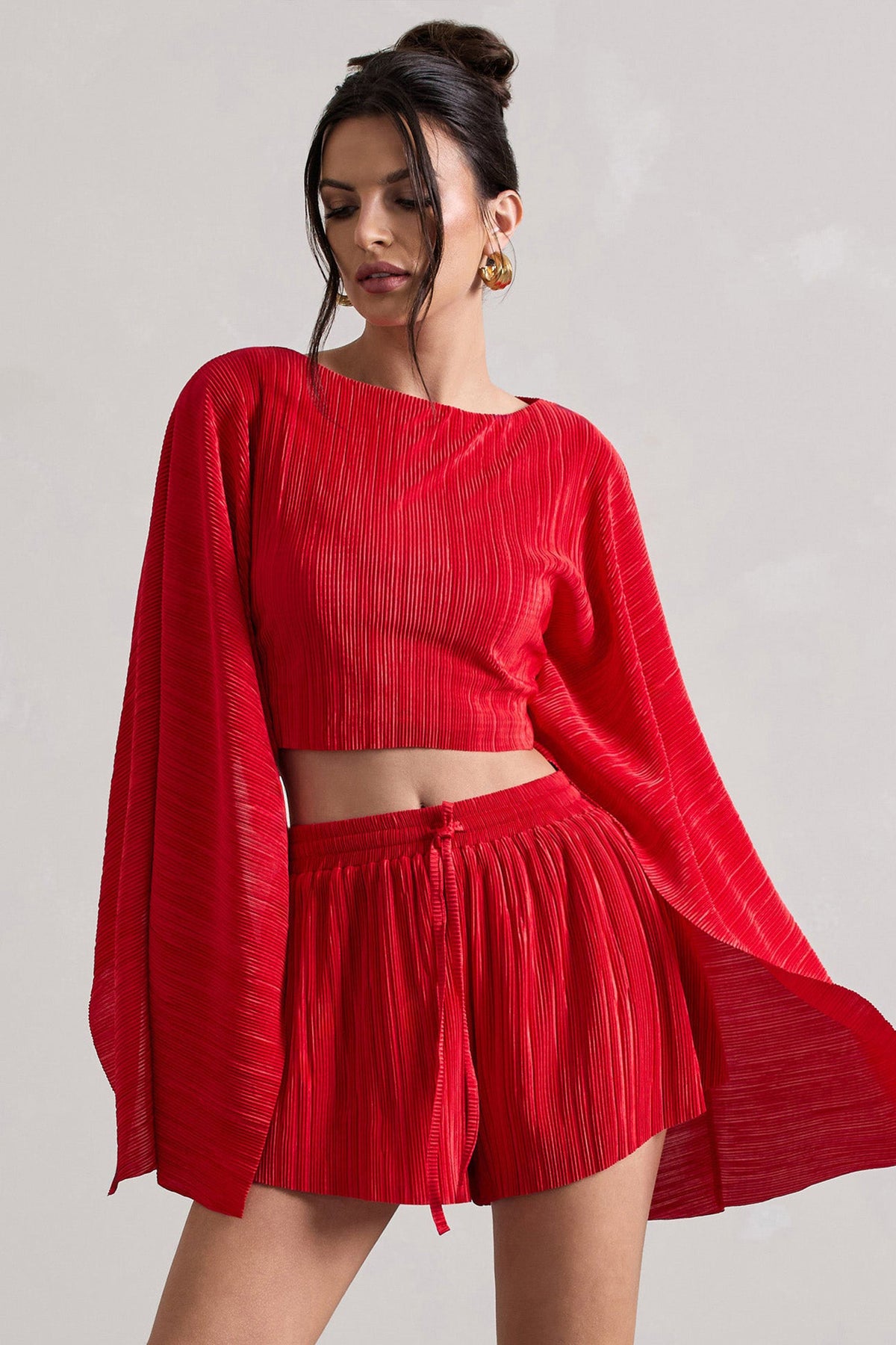 Flare | Crop top à manches cape en plissé rouge