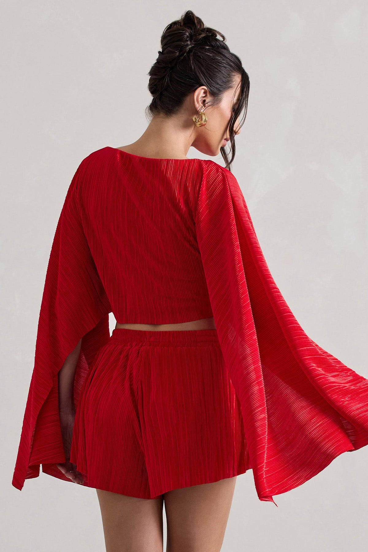 Flare | Crop top à manches cape en plissé rouge