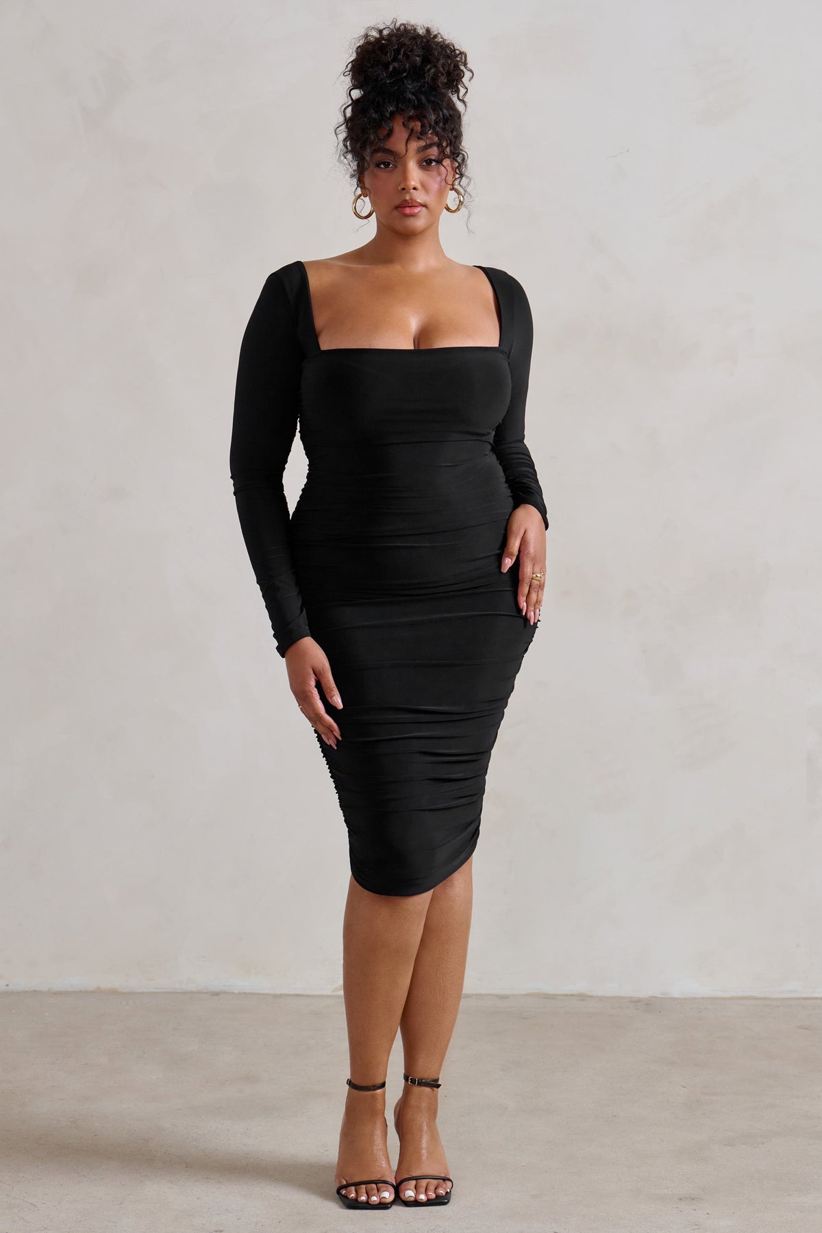 WB_HR_CL127075-Seductress_BlackLongSleeveSquareNeckRuchedMidiDress0