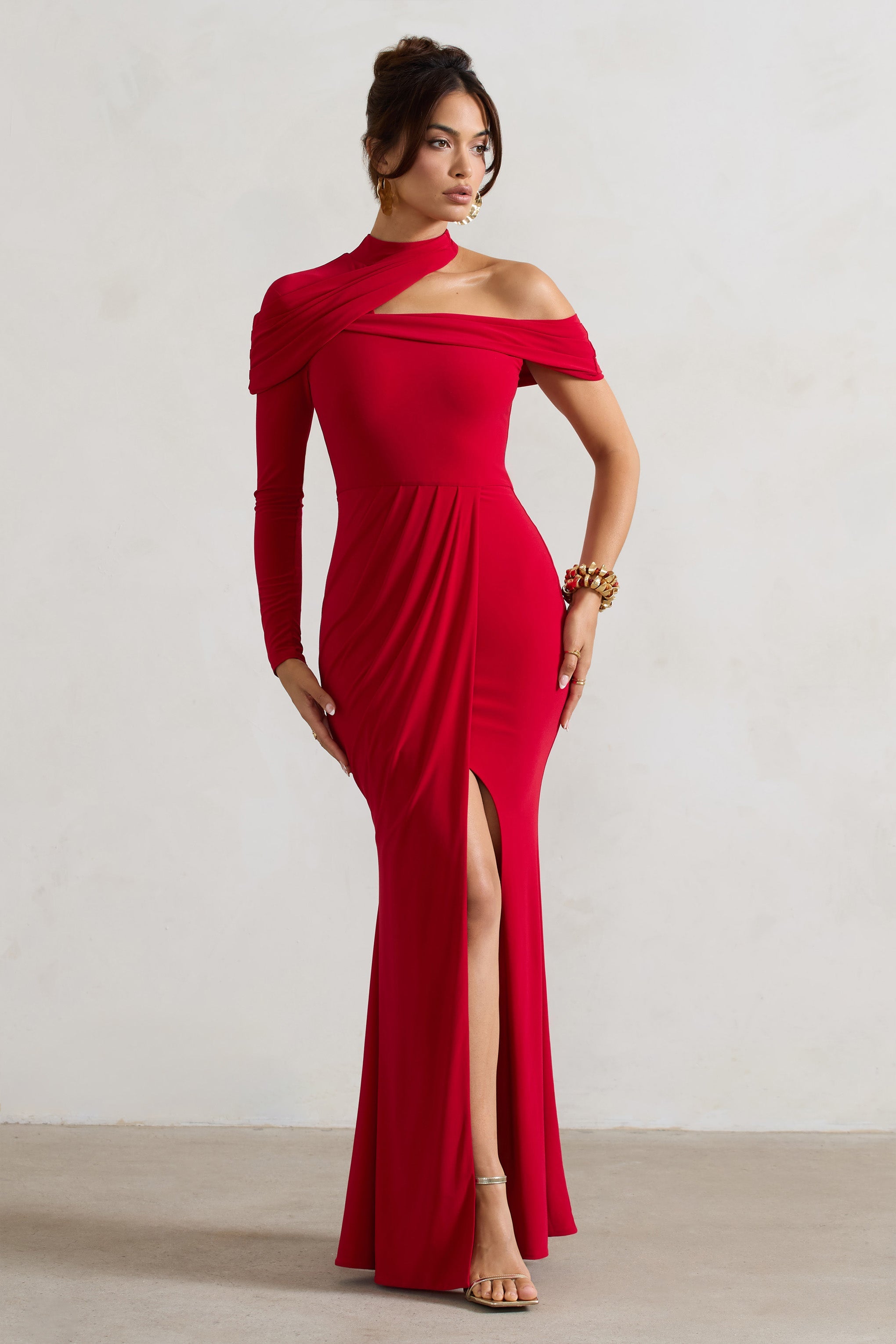 ★TOUT Y EST★ mel red 23MLRD Love Shy Red Plunge Neck Maxi Dress With Split Detail – Club