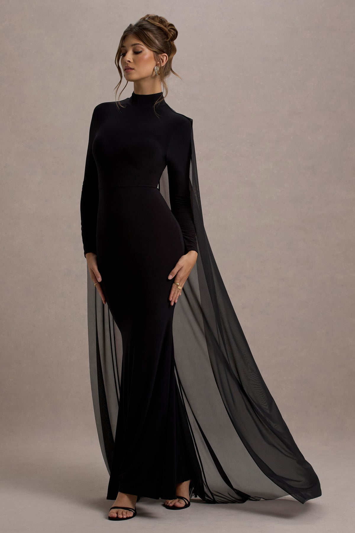 La Nuit | Black High-Neck Long-Sleeve Maxi Dress With Cape