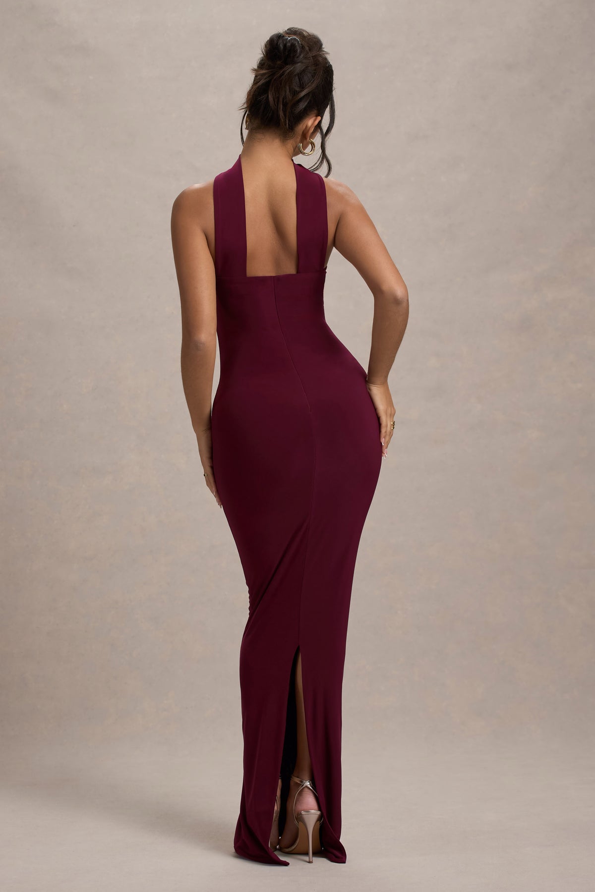Nobu Burgundy Bandeau Maxi Dress With Halter-Collar – Club L