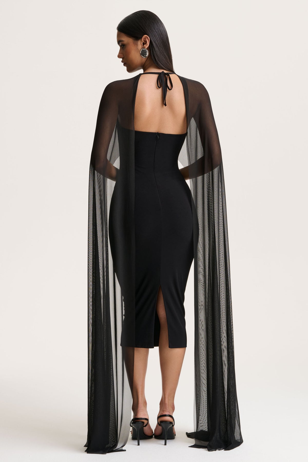 uploaded_image_2_uc946